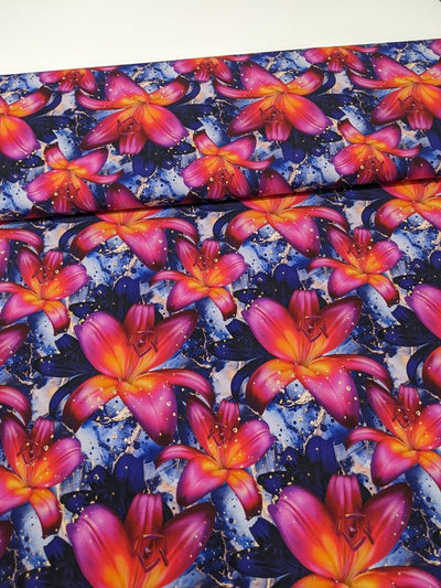 Tissu en stock fleur rose bleu orange